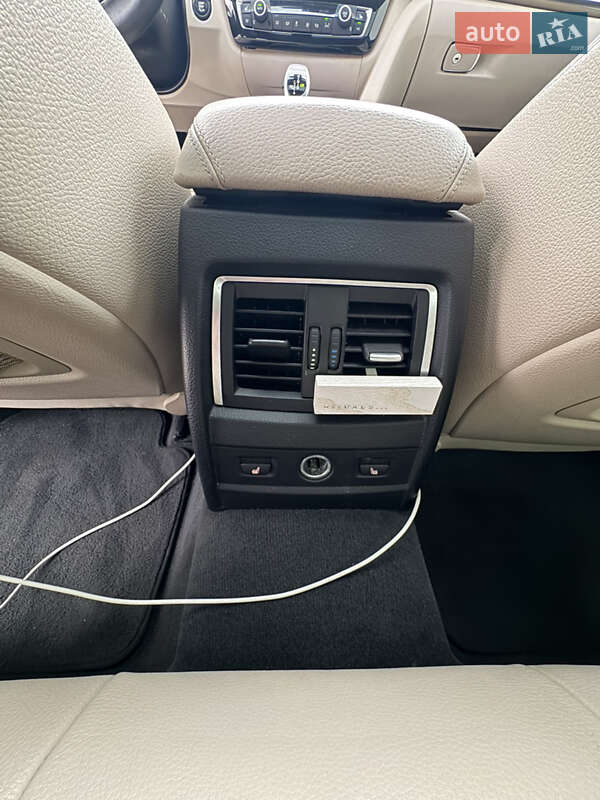 Седан BMW 3 Series 2016 в Луцке фото 33 Седан BMW 3 Series 2016 в Луцке