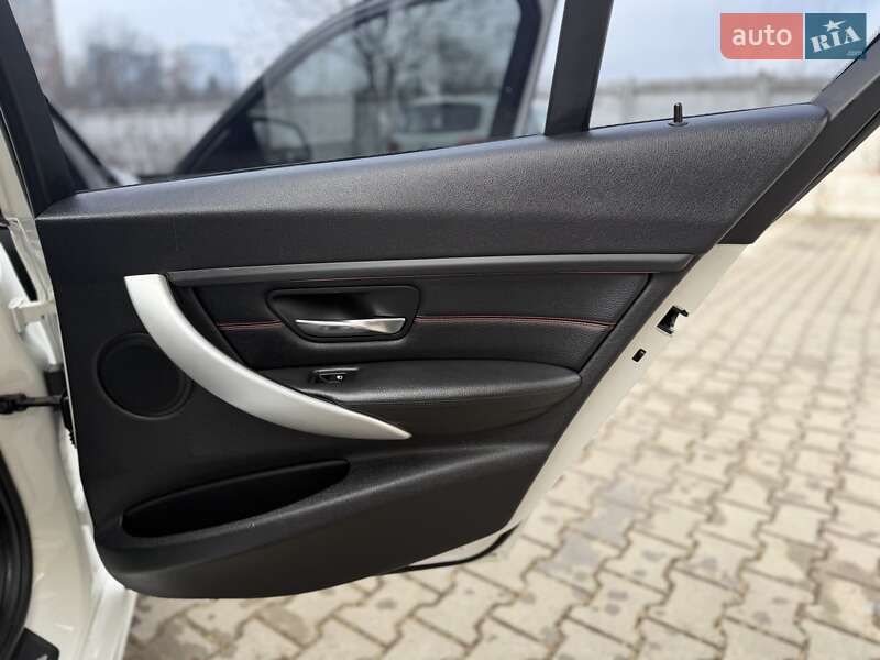 Седан BMW 3 Series 2013 в Одесі