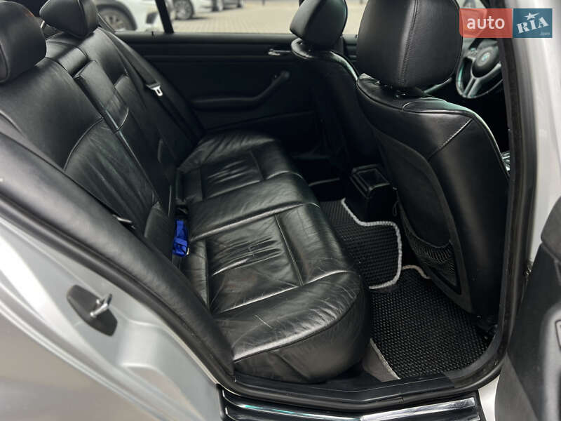 Седан BMW 3 Series 2000 в Одессе