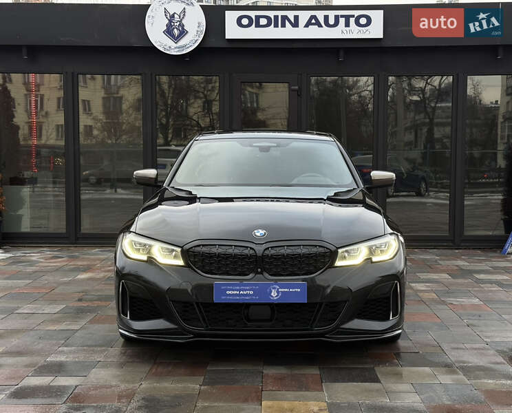 Седан BMW 3 Series 2019 в Киеве