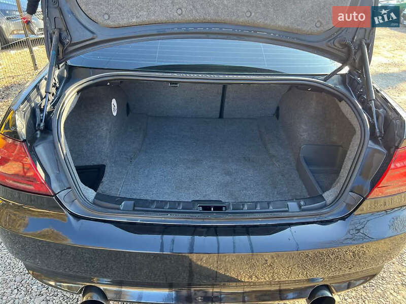 Купе BMW 3 Series 2011 в Киеве фото 10 Купе BMW 3 Series 2011 в Киеве