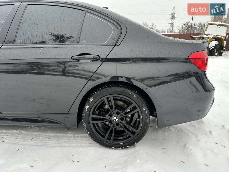 Седан BMW 3 Series 2017 в Полтаве
