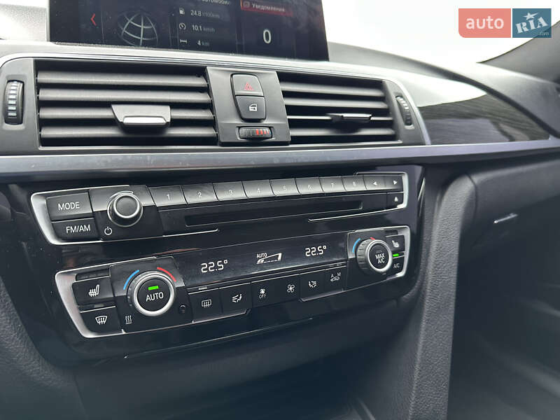 Седан BMW 3 Series 2017 в Полтаве