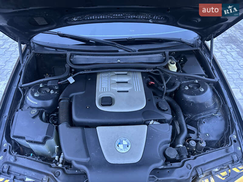 Седан BMW 3 Series 2003 в Львове