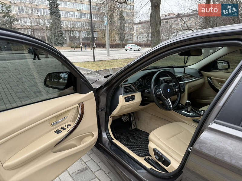 Седан BMW 3 Series 2014 в Днепре