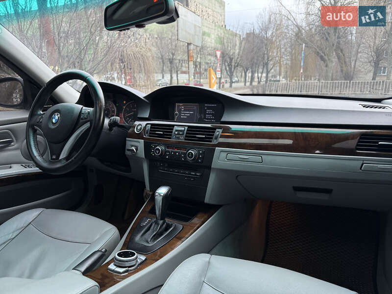 Седан BMW 3 Series 2010 в Днепре фото 14 Седан BMW 3 Series 2010 в Днепре