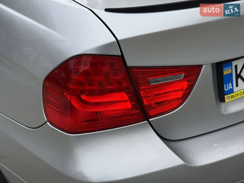 Седан BMW 3 Series 2010 в Днепре фото 20 Седан BMW 3 Series 2010 в Днепре