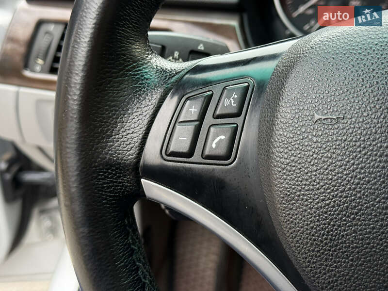 Седан BMW 3 Series 2010 в Днепре фото 41 Седан BMW 3 Series 2010 в Днепре