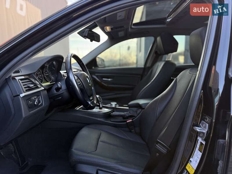 Седан BMW 3 Series 2015 в Львове