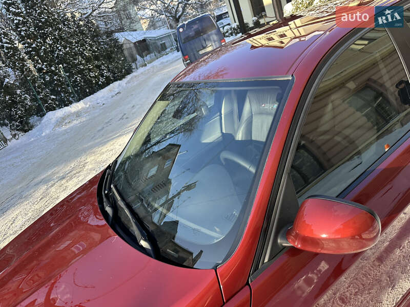 Седан BMW 3 Series 2010 в Черновцах