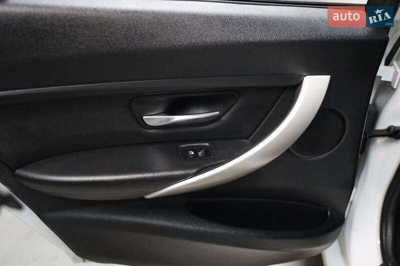 Седан BMW 3 Series 2013 в Луцке фото 30 Седан BMW 3 Series 2013 в Луцке