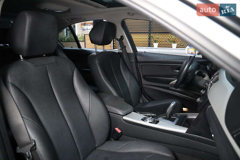 Седан BMW 3 Series 2013 в Луцке фото 40 Седан BMW 3 Series 2013 в Луцке
