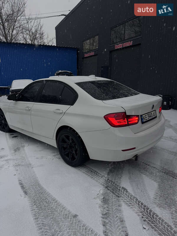 Седан BMW 3 Series 2014 в Днепре фото 4 Седан BMW 3 Series 2014 в Днепре
