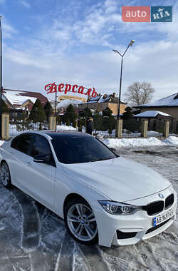 Седан BMW 3 Series 2017 в Житомире