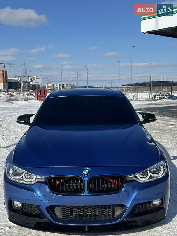 Седан BMW 3 Series 2016 в Киеве