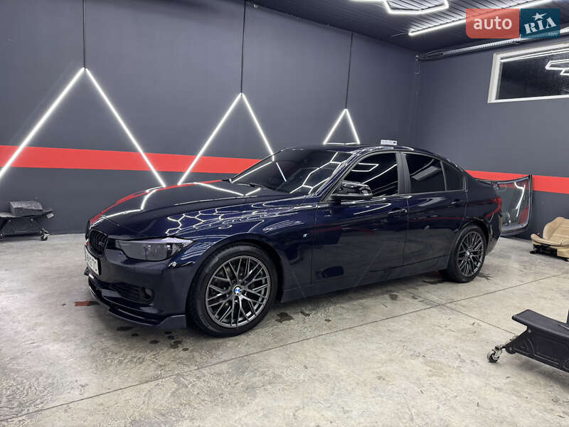 Седан BMW 3 Series 2013 в Ужгороде фото 3 Седан BMW 3 Series 2013 в Ужгороде
