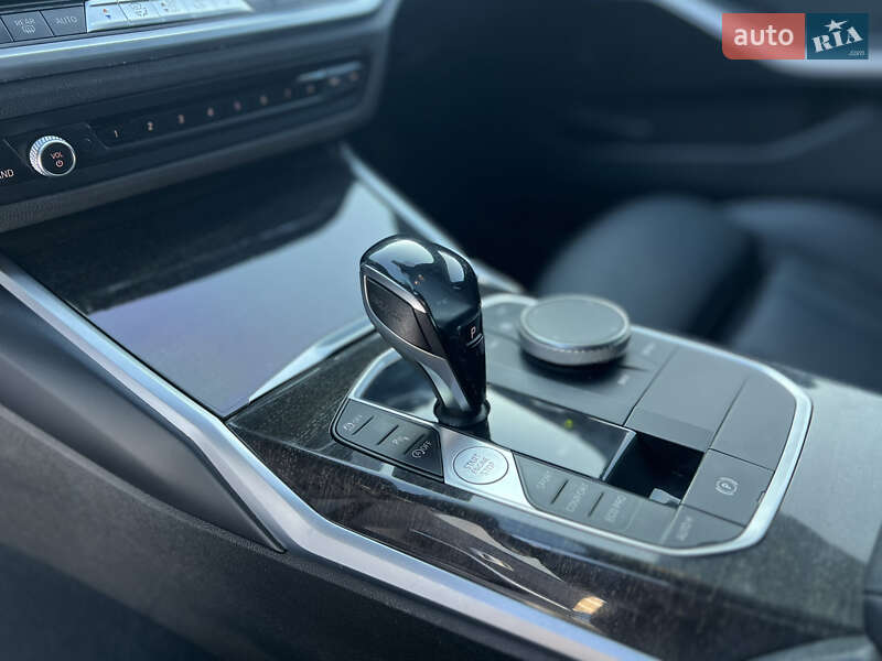 Седан BMW 3 Series 2019 в Киеве фото 41 Седан BMW 3 Series 2019 в Киеве