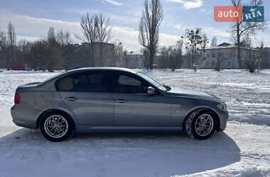 Седан BMW 3 Series 2009 в Черкасах