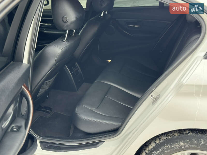 Седан BMW 3 Series 2014 в Виннице фото 31 Седан BMW 3 Series 2014 в Виннице