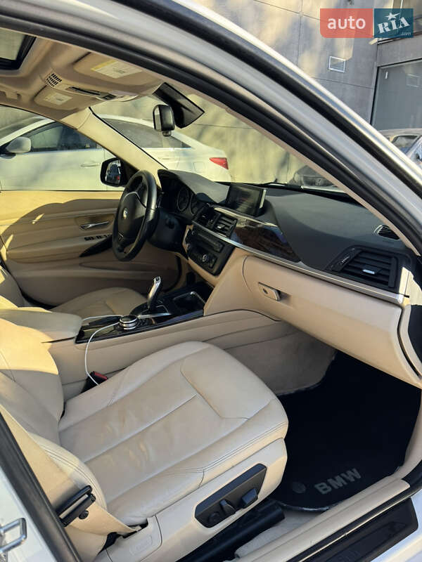 Седан BMW 3 Series 2014 в Киеве