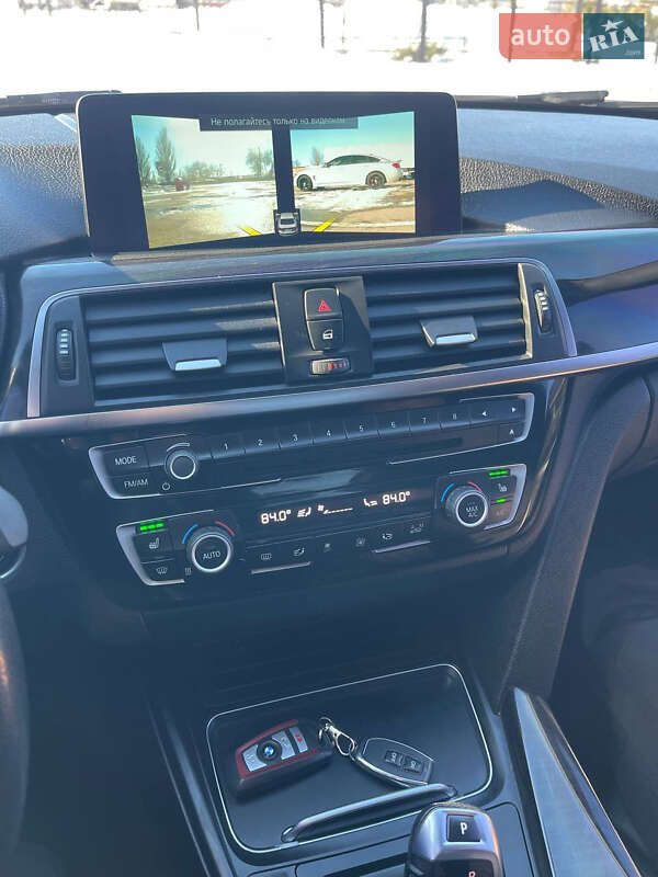 Седан BMW 3 Series 2017 в Первомайську