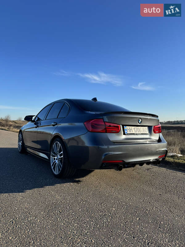 Седан BMW 3 Series 2014 в Одессе
