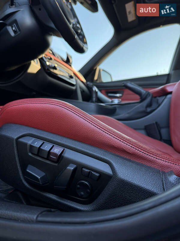 Седан BMW 3 Series 2014 в Одессе