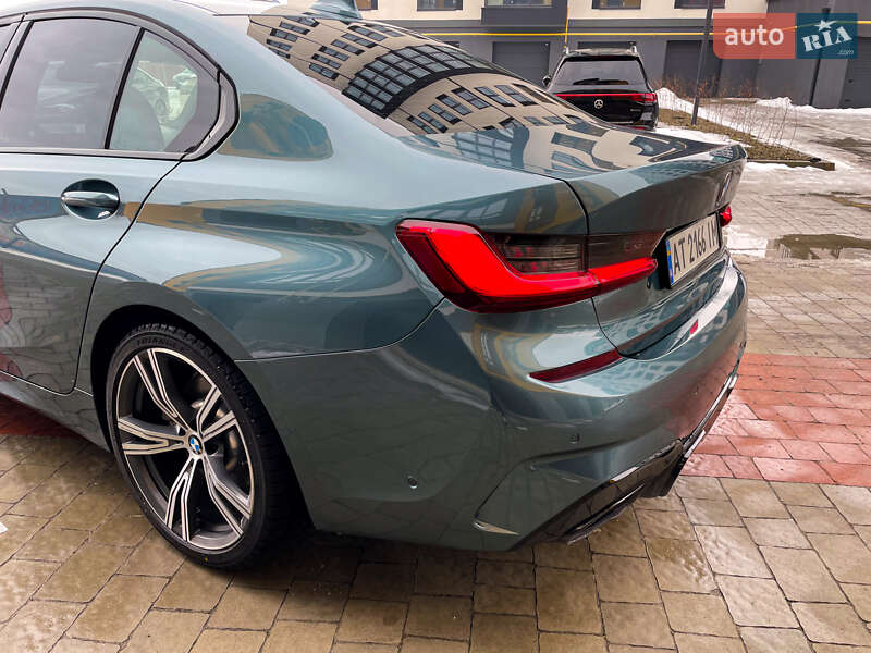 Седан BMW 3 Series 2020 в Ивано-Франковске