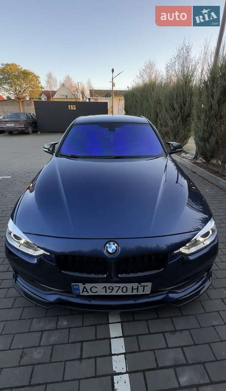 Седан BMW 3 Series 2017 в Луцке