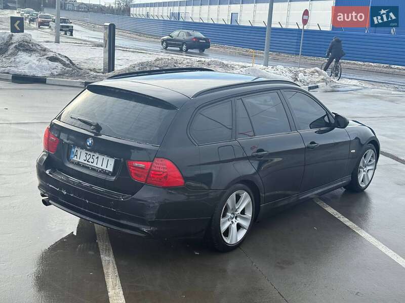 Универсал BMW 3 Series 2010 в Калиновке
