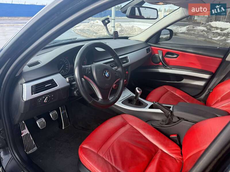 Универсал BMW 3 Series 2010 в Калиновке