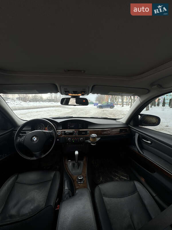 Седан BMW 3 Series 2011 в Киеве