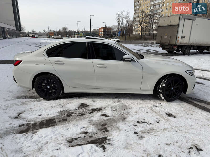 Седан BMW 3 Series 2019 в Днепре