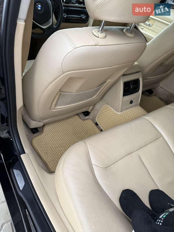 Седан BMW 3 Series 2013 в Львове