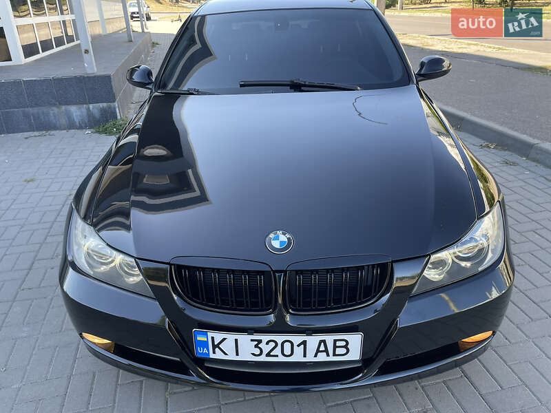 BMW 3 Series 2005