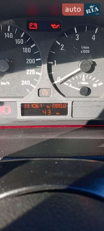 Седан BMW 3 Series 1999 в Жовкве