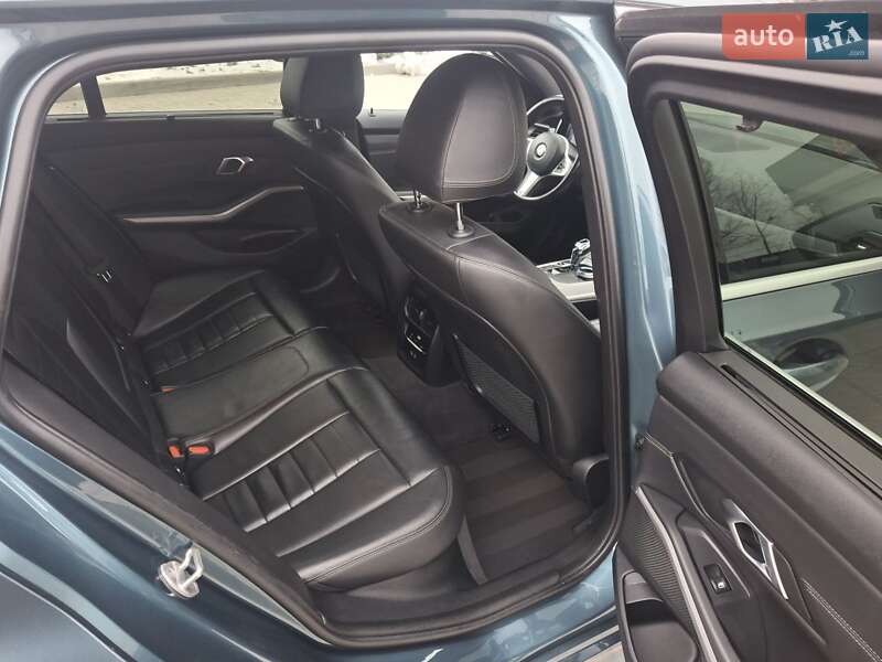 Универсал BMW 3 Series 2021 в Каменец-Подольском