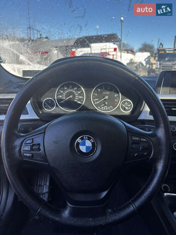 Седан BMW 3 Series 2015 в Стрые