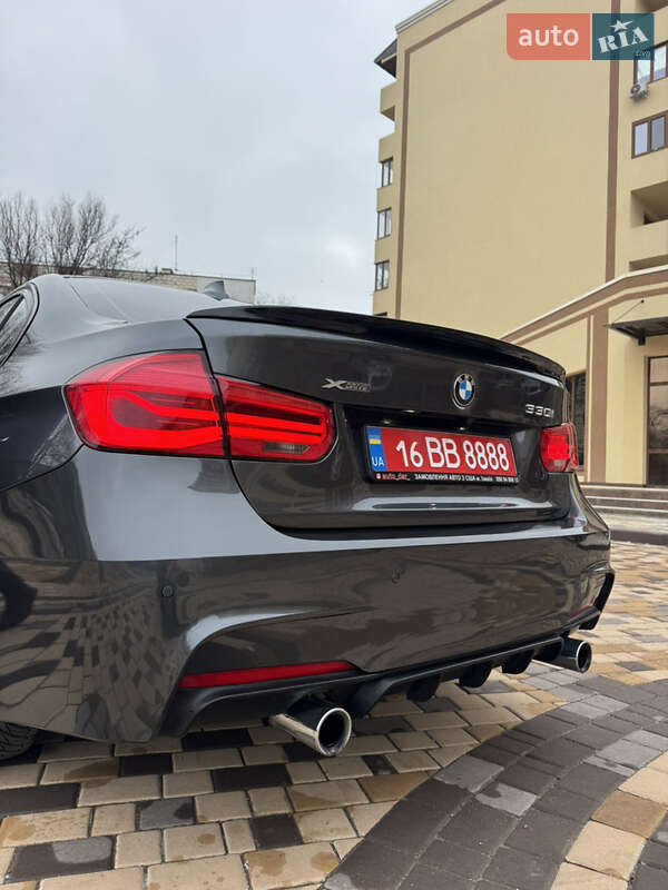 Седан BMW 3 Series 2018 в Измаиле