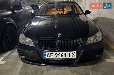 Седан BMW 3 Series 2005 в Киеве