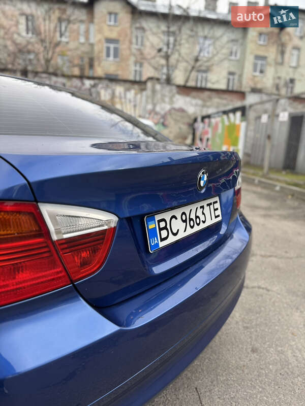Седан BMW 3 Series 2007 в Львові