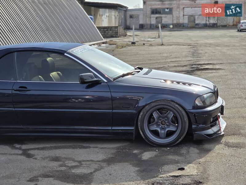 Кабриолет BMW 3 Series 2002 в Кривом Роге