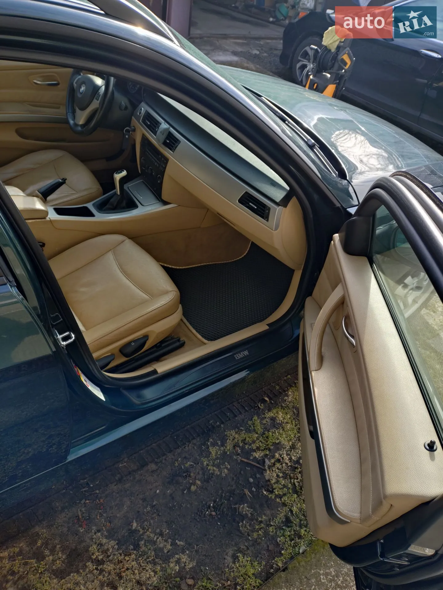 BMW 3 Series 2006 VIN WBAVR71060KS96940 фото оголошення 8 з 17