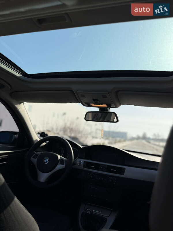 Седан BMW 3 Series 2005 в Киеве