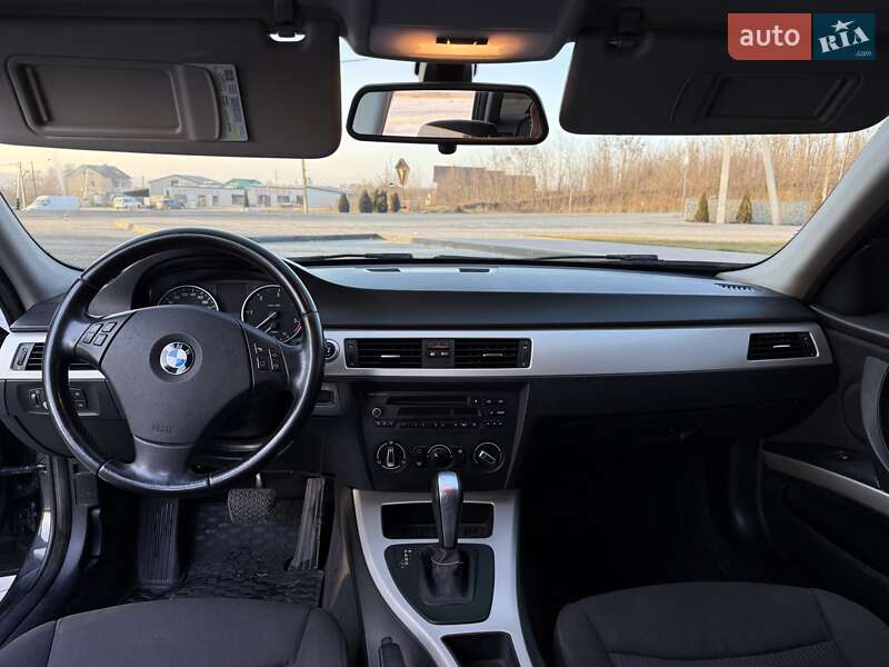 Универсал BMW 3 Series 2011 в Мостиске
