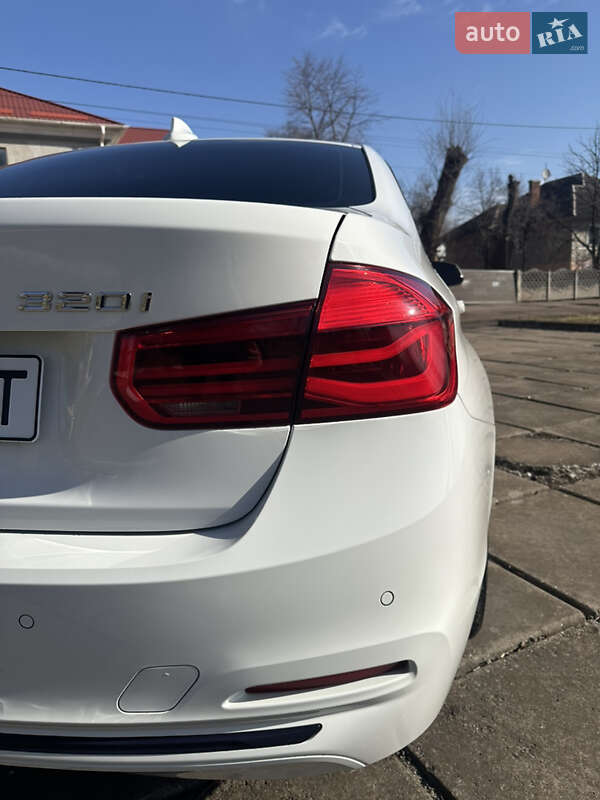 Седан BMW 3 Series 2016 в Кривом Роге фото 7 Седан BMW 3 Series 2016 в Кривом Роге