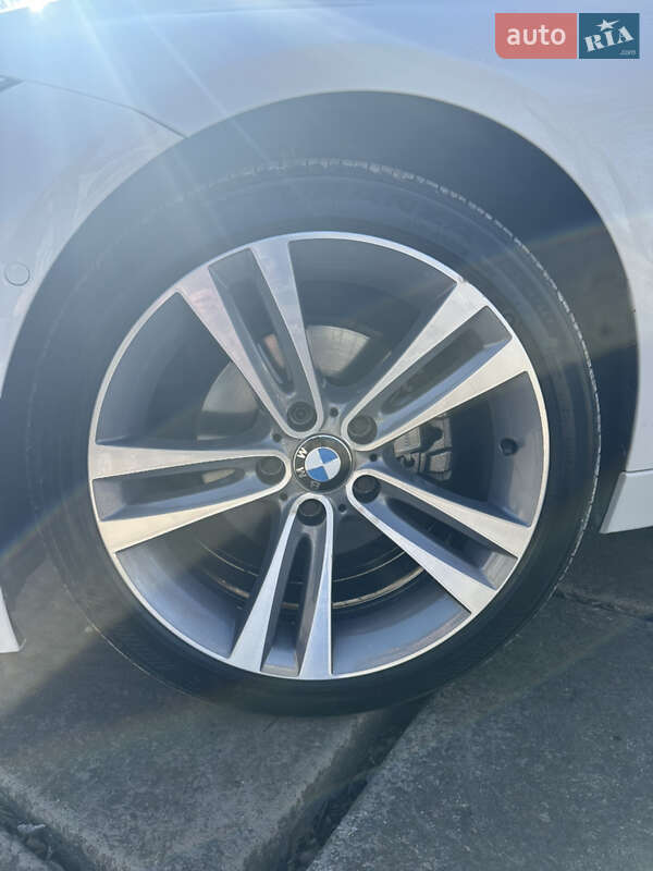 Седан BMW 3 Series 2016 в Кривом Роге фото 17 Седан BMW 3 Series 2016 в Кривом Роге