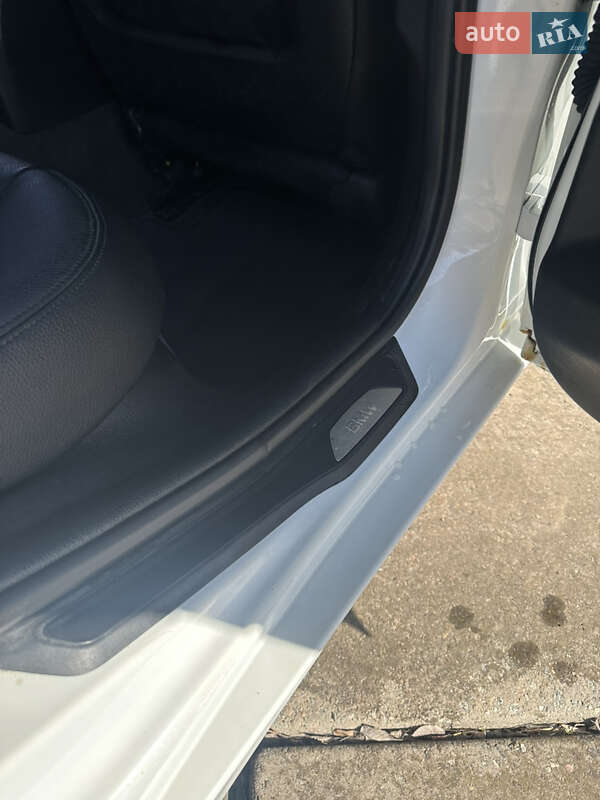 Седан BMW 3 Series 2016 в Кривом Роге фото 26 Седан BMW 3 Series 2016 в Кривом Роге