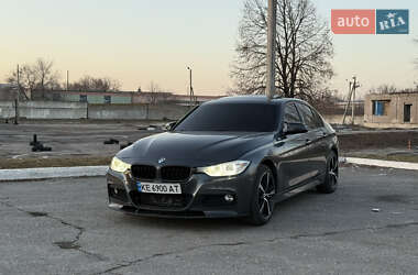 Седан BMW 3 Series 2015 в Павлограде