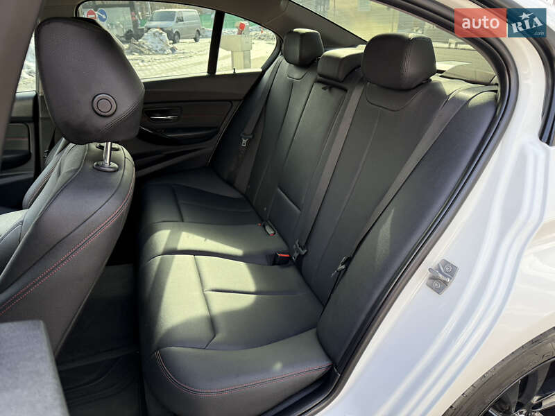 Седан BMW 3 Series 2012 в Киеве